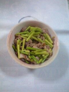 ニンニクの芽の豚肉炒め-レシピのメイン写真