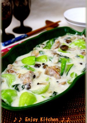 鶏肉とチンゲン菜のクリーム煮-レシピのメイン写真