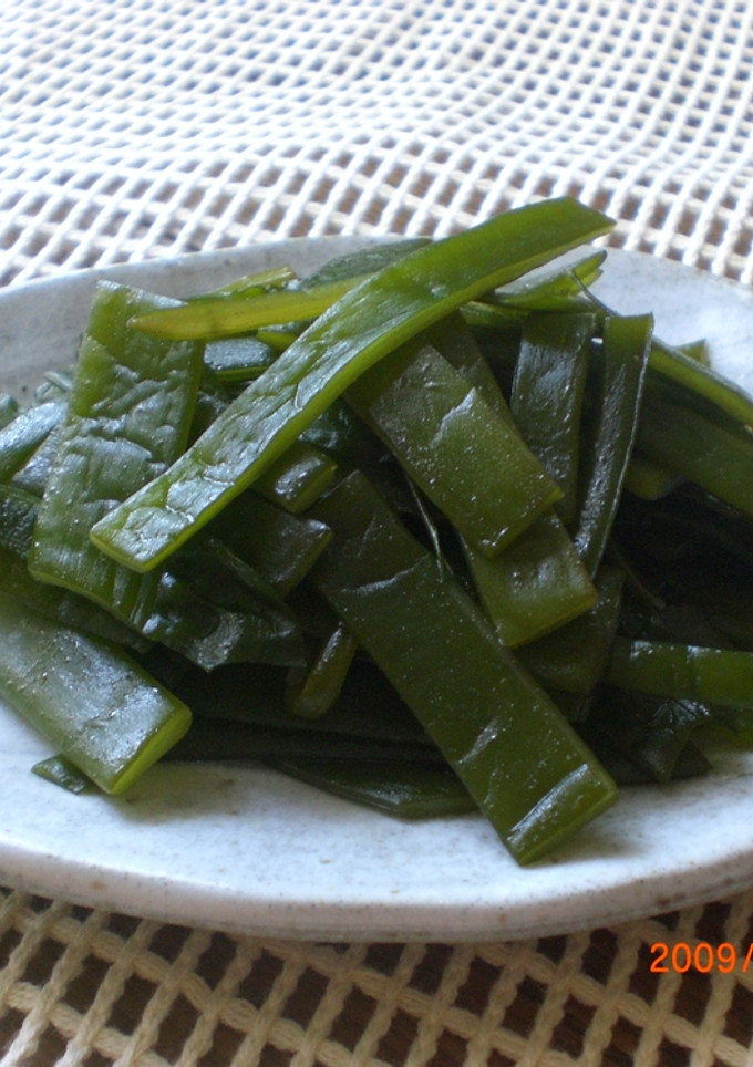 簡単♫おいしぃ(*´∀)ﾉ♥茎わかめ炒め-レシピのメイン写真