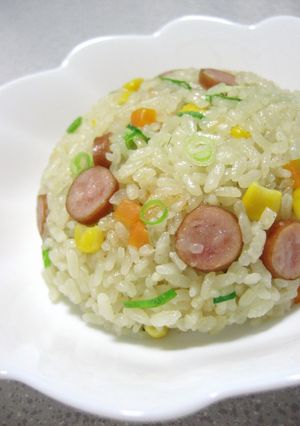 炊飯器で作ろう☆ウインナー炒飯♪-レシピのメイン写真
