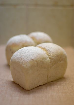 イチゴ酵母でもっちり白パン-レシピのメイン写真