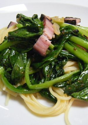 小松菜とベーコンのパスタ-レシピのメイン写真