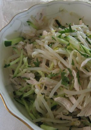 友だちにも好評♡プチ豪華もやしレシピ-レシピのメイン写真