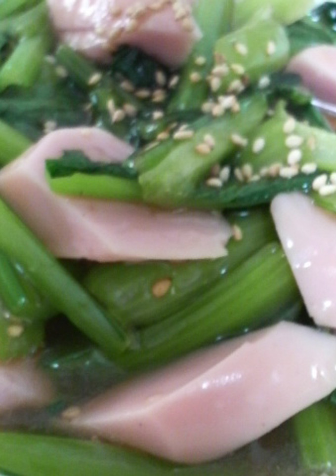 小松菜と魚肉ソーセージのオイスター炒め-レシピのメイン写真