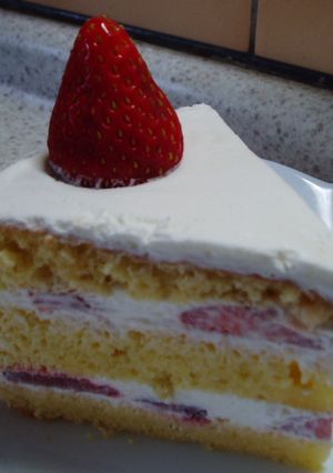 ♪しっとり3段、苺のショートケーキ♪-レシピのメイン写真
