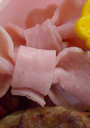 お弁当に♡フリフリリボンのハム-レシピのメイン写真