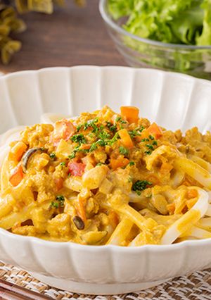 クリーミーキーマカレーの混ぜうどん-レシピのメイン写真