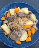 鰹出汁のきいたほっこり肉じゃが