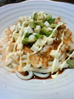 アボカドサラダうどん-レシピのメイン写真