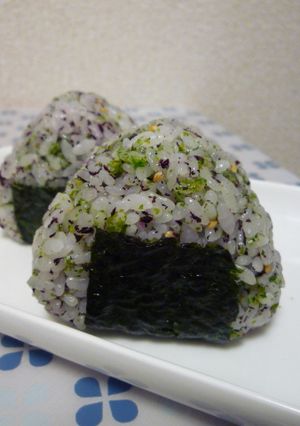 ゆかりと青海苔のおにぎり-レシピのメイン写真