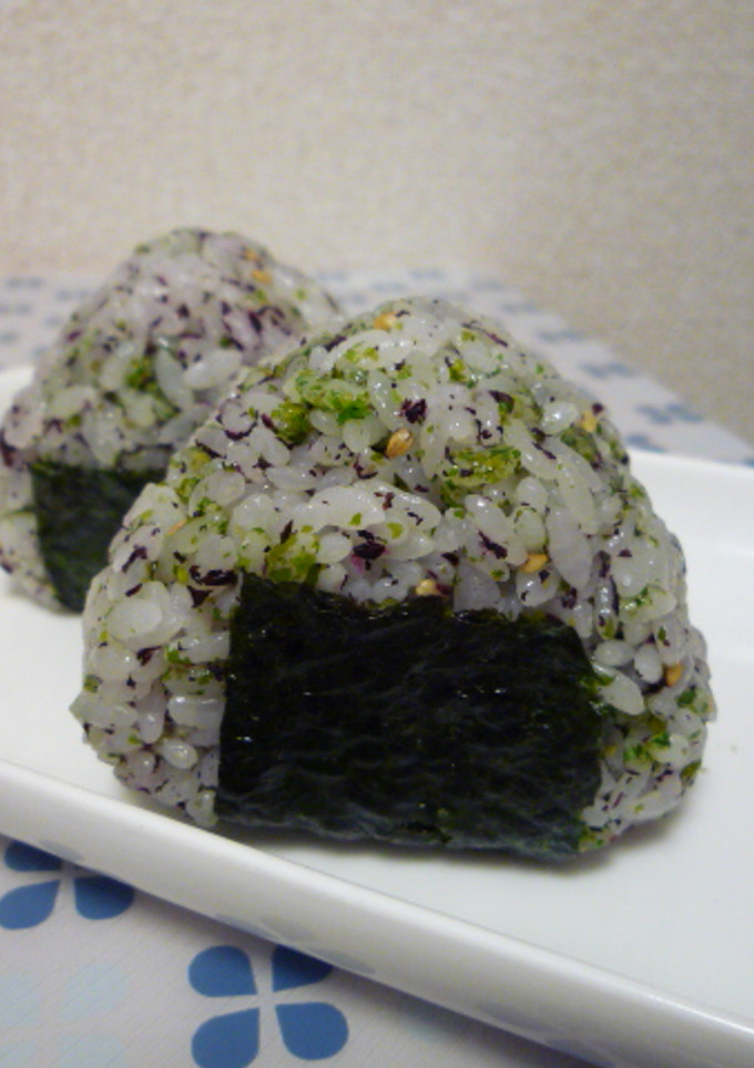 ゆかりと青海苔のおにぎり-レシピのメイン写真