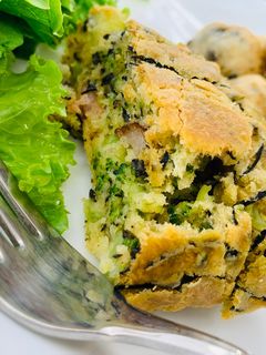 ひじきとブロッコリーのケークサレ-レシピのメイン写真