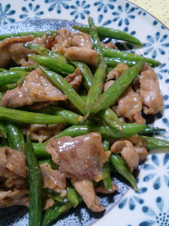 豚肉といんげんのラー油炒め-レシピのメイン写真