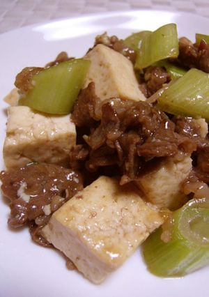 決め手は【わさび】牛肉と豆腐の甘辛炒め-レシピのメイン写真