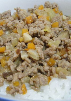 ご飯がすすむ！！肉みそそぼろ丼！-レシピのメイン写真