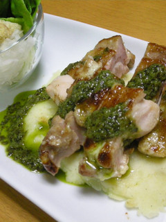 鶏もも肉のバジルソース-レシピのメイン写真