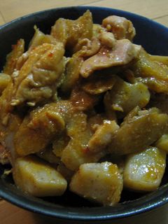 鶏肉とごぼうとこんにゃくのピリ辛みそ煮-レシピのメイン写真