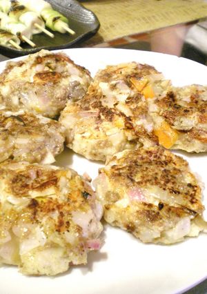 余ったドライカレーで♪ふんわりハンバーグ-レシピのメイン写真