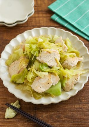 簡単！鶏肉とキャベツのナンプラー蒸し-レシピのメイン写真