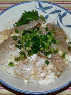 柚子胡椒風味のヒラメのエンガワ丼-レシピのメイン写真