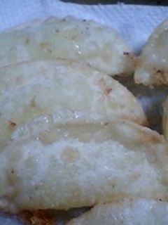 餃子の皮で☆チーズ揚げ-レシピのメイン写真
