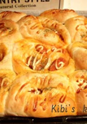 ウィンナーと玉葱のケチャップ炒めパン-レシピのメイン写真