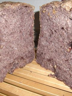 ホームベーカリーで黒米粉あずき入り食パン-レシピのメイン写真