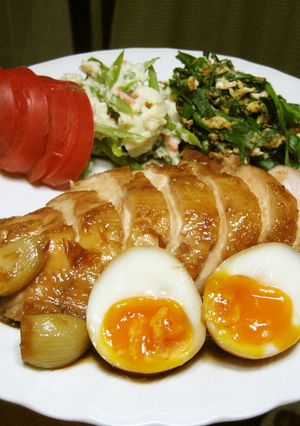 簡単　鶏チャーシュー（半熟卵入り）-レシピのメイン写真
