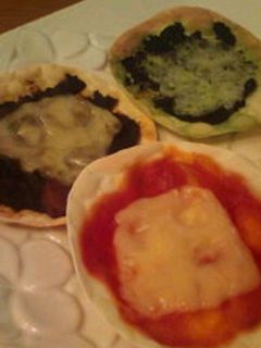 餃子の皮でクリスピーピザ-レシピのメイン写真