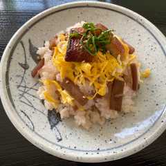 รูปของ 赤ずいきのちらし寿司