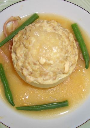 鶏ミンチのせ、新タマネギのスープ煮-レシピのメイン写真