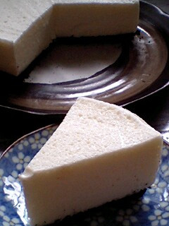 卵白消費☆ふわふわレアヨーグルトケーキ♪-レシピのメイン写真