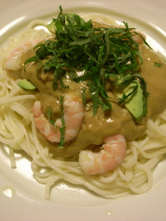 海老とアボガドのタイ風カレーうどん-レシピのメイン写真