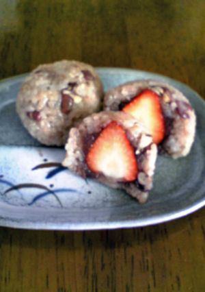 簡単☆イチゴ大福?おはぎ?お赤飯-レシピのメイン写真
