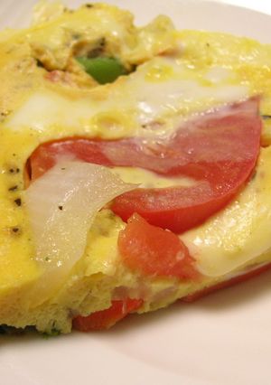 彩り野菜のオープンオムレツ-レシピのメイン写真