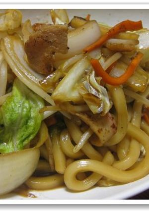 簡単＠美味しい!!屋台の味？な焼きうどん-レシピのメイン写真