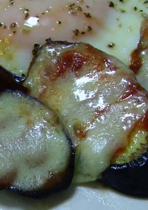 簡単☆フライパンでナスのチーズ焼き♪-レシピのメイン写真