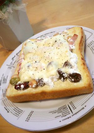 お豆とダブルチーズ✿カラフルトースト♫♬-レシピのメイン写真