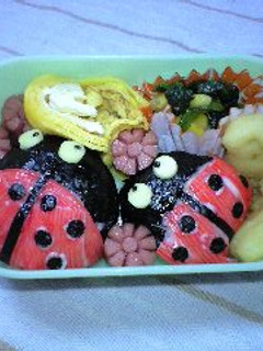 キャラ弁(てんとう虫)-レシピのメイン写真