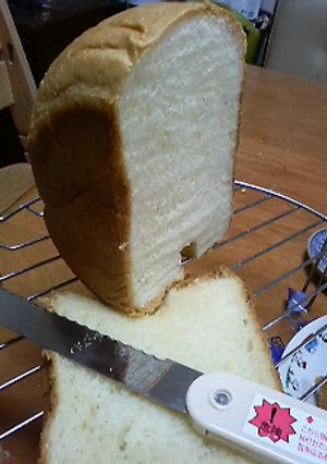 水分は生クリーム！食パン-レシピのメイン写真