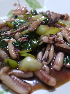 イカげそとチンゲン菜のめんつゆラー油炒め-レシピのメイン写真