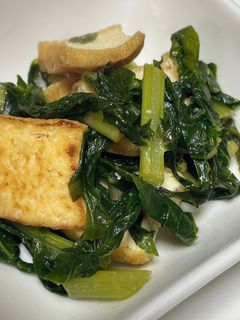 簡単おいしい!厚揚げと大根の葉の炒め物-レシピのメイン写真