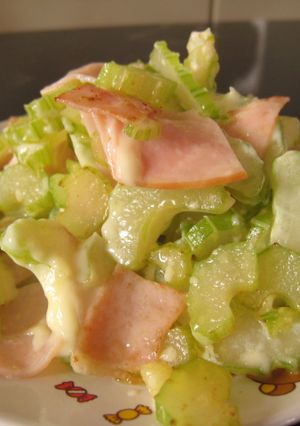 簡単♪セロリとハムのマヨ炒め-レシピのメイン写真