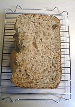 全粒粉発芽十六雑穀御飯パン (HB)-レシピのメイン写真