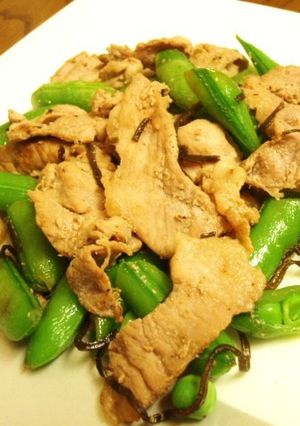 うちの定番♪豚とスナップエンドウの炒め物-レシピのメイン写真
