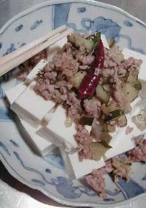 糠床の賜物　古漬胡瓜と挽肉で冷や奴-レシピのメイン写真