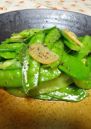 ささっとできちゃう♪きぬさやの炒め物-レシピのメイン写真
