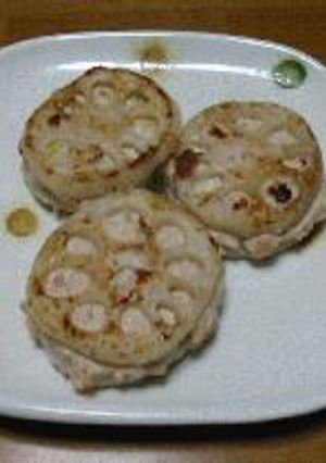 鶏挽肉のれんこんハサミ焼き-レシピのメイン写真