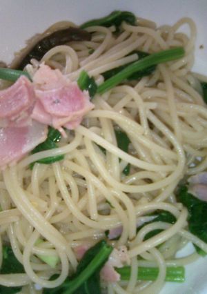 ピリリほうれん草としいたけの和風パスタ-レシピのメイン写真
