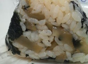 大人味？ザーサイと韓国のりのおにぎり-レシピのメイン写真